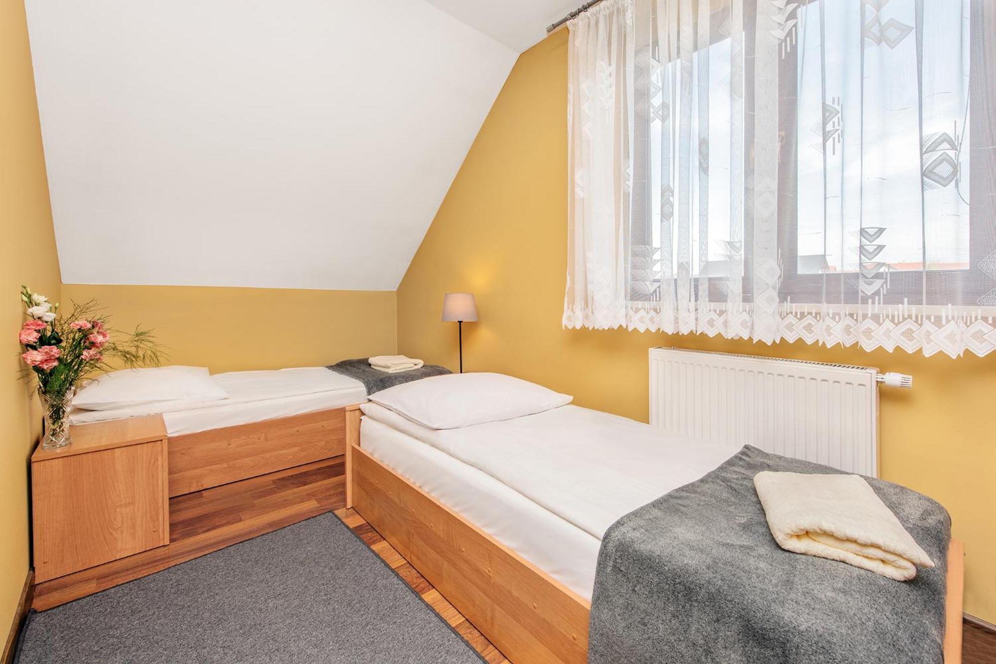 Rysiowka Pokoje Goscinne Modlniczka Exterior foto